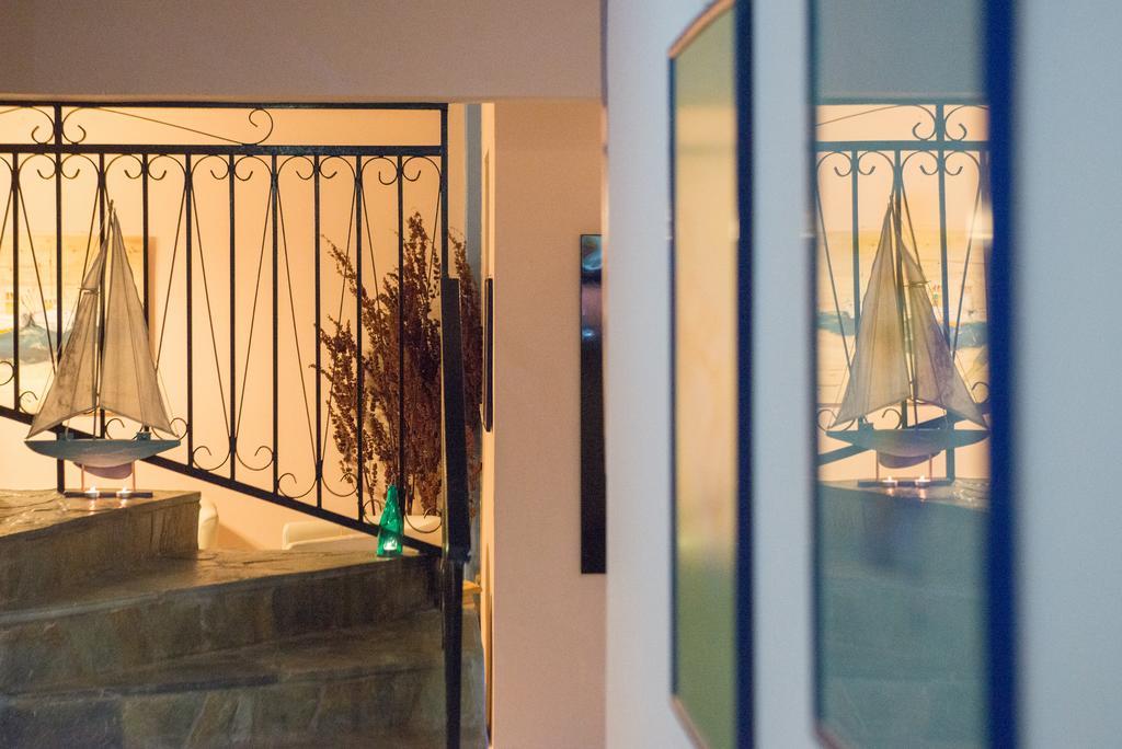 Maria Studios Poros Town Buitenkant foto