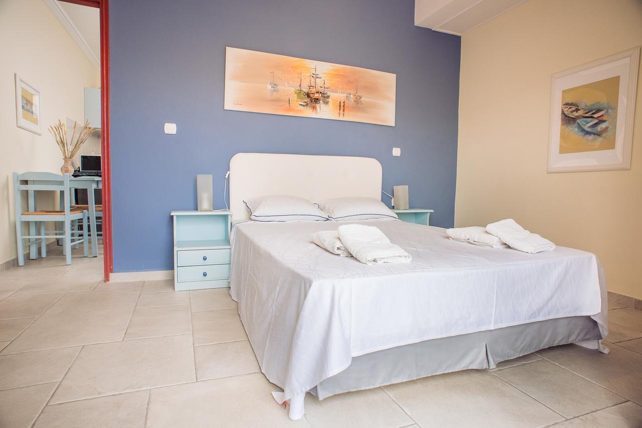 Maria Studios Poros Town Buitenkant foto