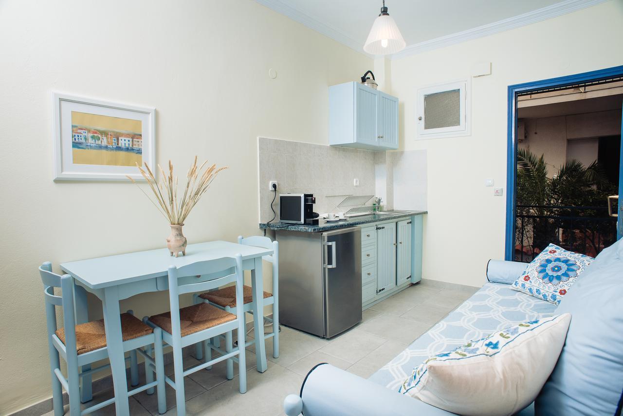 Maria Studios Poros Town Buitenkant foto