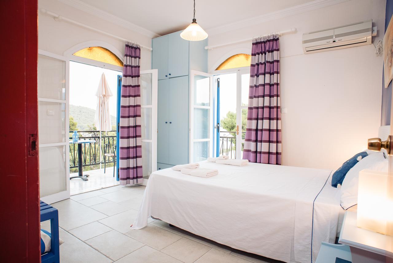 Maria Studios Poros Town Buitenkant foto