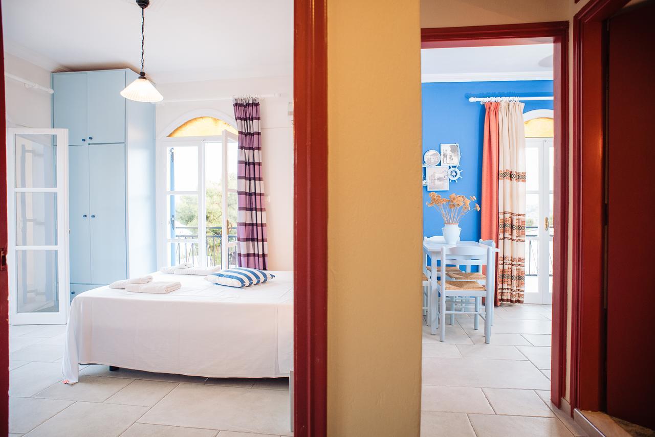 Maria Studios Poros Town Buitenkant foto