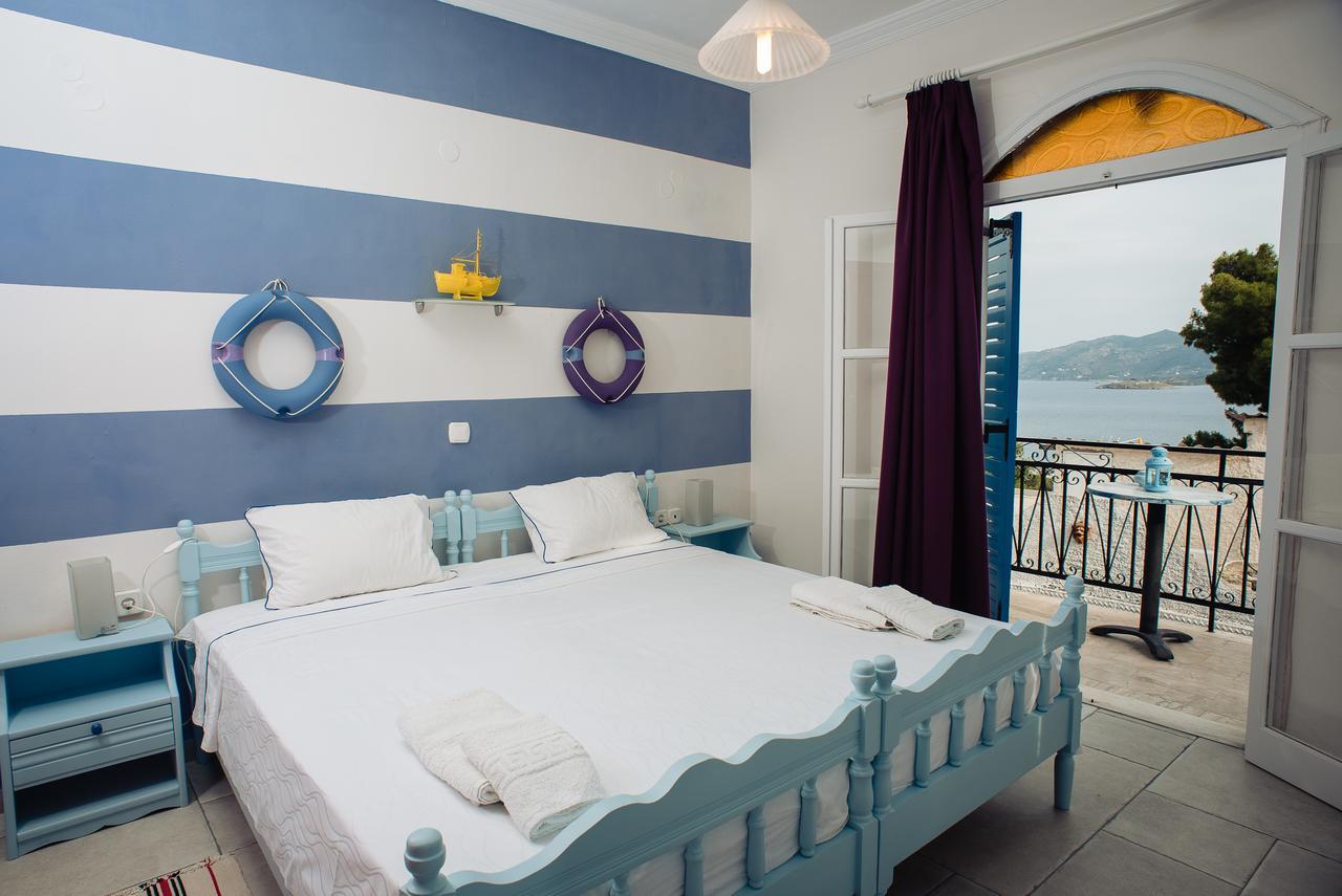 Maria Studios Poros Town Buitenkant foto