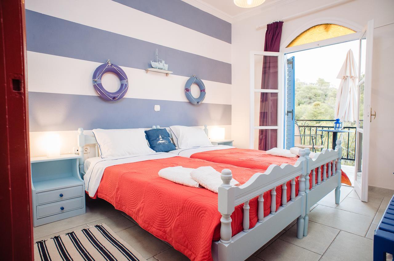 Maria Studios Poros Town Buitenkant foto